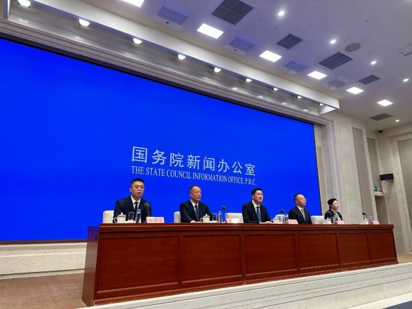 春安配资 我国钓鱼爱好者约1.5亿人！国家体育总局：户外运动市场潜力有效释放，新兴项目不断“顶流”换位
